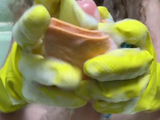 Bathing your cock in yellow gloves POV Latex!-8