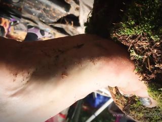 Pt 1Goddess Lilith - 10 Minutes Of Filthy Festival Feet-1