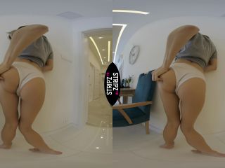 Aislin - O.M.F.G - REMASTERED - StripzVR (UltraHD 4K 2021)-1