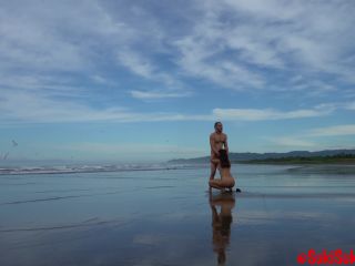 [Amateur] Dream Sex on the beach ( PUBLIC / OUTDOORS ) Couple Goals - @andregotbars @Sukisukigirl0.2-5