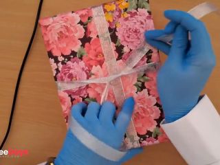 [GetFreeDays.com] Wrapping the present for my special girl friend beautiful pink flowers. Porn Video January 2023-7