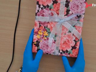 [GetFreeDays.com] Wrapping the present for my special girl friend beautiful pink flowers. Porn Video January 2023-9