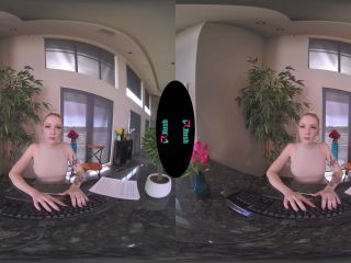 Unmasking Marilyn Johnson Gear vr - (Virtual Reality)-0