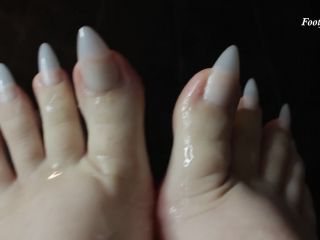 M – cum on my long pointed toenails 2x clips – M- Foot!-4