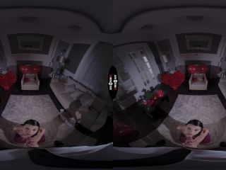 Ohana Petite - This Happened On Valentine's Day - DarkRoomVR (UltraHD 4K 2024) New Porn-2