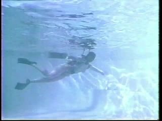 Sexunderwater.com- Scuba Scene from "Nude Scrapbook" - Vintage Sleaze-7