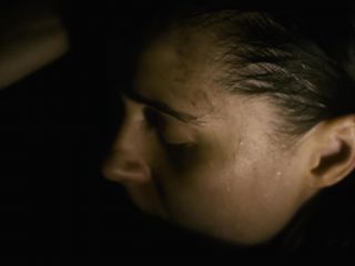 Agnieszka Grochowska – In Darkness (2011) HD 1080p!!!-6