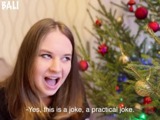 [Amateur] Stepsister's joke turned out to be the best gift for Christmas.-2