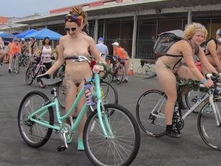 Bubbles_and_Bikes_-_WNBR_2018-2