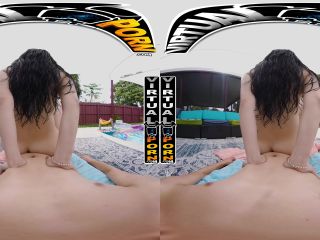Mandy Muse - Step Sis Ass Tan - VirtualPorn, BangBros (UltraHD 4K 2024) New Porn-6