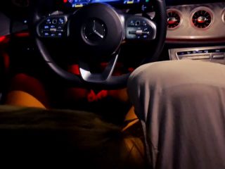 Risky Blowjob Quickie In Crowded Parking With Yoya Grey 1080p-4