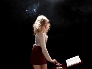 Smoking girl, Smoke-5