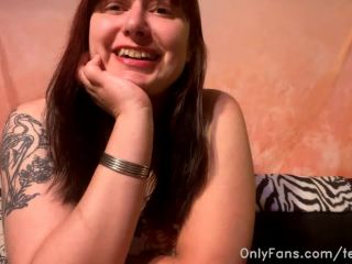 Tessa Ruby () Tessaruby - you can watch me use stupid addicted losers live if thats your thing 02-05-2022-1