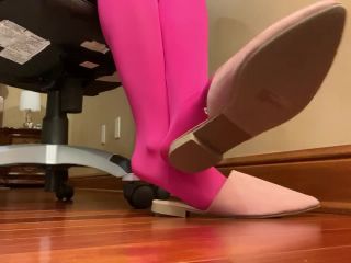 xxx video 1 Enchantressbree – Get under my desk on femdom porn femdom forced feminization-6