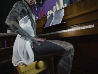 Anuskatzz - A Piano-pussy, anal fist, bdsm solo orgasm -0