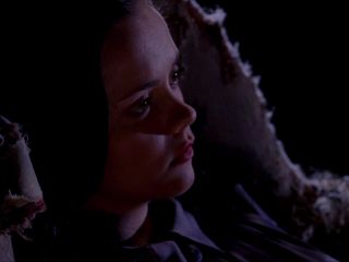 Christina Ricci Sexy - The Man Who Cried 2000 HD-1