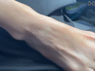  Lora Cross  Lora Cross Lora Car Footjob Handjob  FootFetish-3