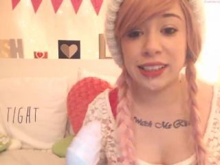 whitelacelovely_150215_0451_female_chaturbate-0