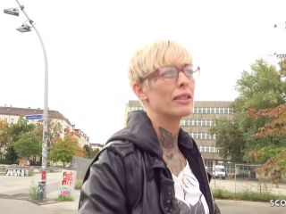 GERMAN SCOUT  THIN PAINTED MUVA VICKY I PICKUP ROUGH FUCK IN BERLIN I R.-0