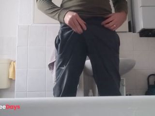 [GetFreeDays.com] Masturbation and Cumshot in the bathroom Adult Stream November 2022-1