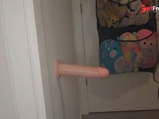 [GetFreeDays.com] Using my thighs to fuck a wall dildo Porn Video January 2023-5