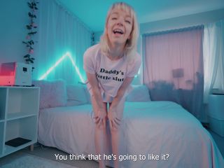 Jolie Lyon – Feminist Daughter Turned Dads Cocksleeve.-2