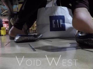 Candid moccasin shoeplay in foodcourt (porn vids)-4