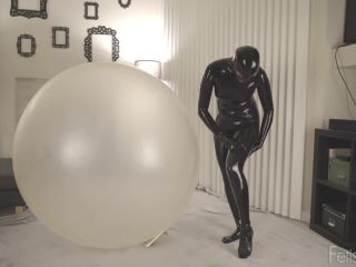 free adult clip 3 Nenetl Avril - Nenetl's Luftballon [HD 615.7 MB] on fetish porn femdom phone sex-0