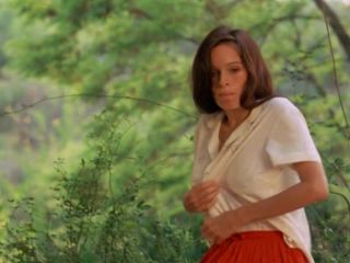 Geraldine Chaplin, Dominique Sanda - Le voyage en douce (1980) HD 720p - (Celebrity porn)-4