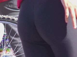 Very close look on hot cameltoe-3