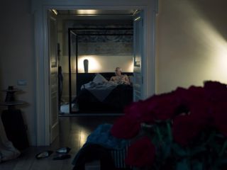 Claudia Gerini, Carlotta Antonelli - Suburra la serie s03e01e03 (2020) HD 1080p - (Celebrity porn)-4