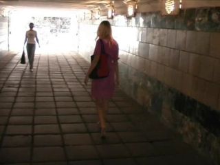 Bare Feet In The City Video - Olya 2005-06-23-2