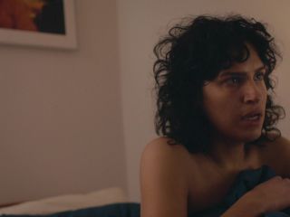 Desiree Akhavan - The Bisexual s01e06 (2018) HD 1080p!!!-7