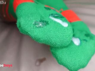 [GetFreeDays.com] Im A Good Slutty Christmas Elf sockjob  Leaky Load Porn Clip June 2023-9