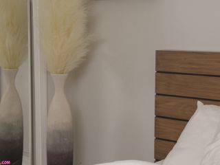 Khloe Kingsley - Knew Her Stepdaddy Was The One - FamilyXXX, NewSensations (UltraHD 4K 2024) New Porn-0