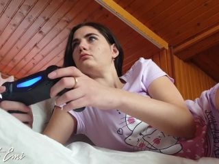 017 Cute Teen FORTNITE GAMER GIRL was Fucked and Creampie by her Stepb ...-5