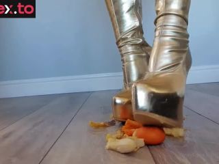 [GetFreeDays.com] Missevielock Goddess Evie In Scene These Gold Boots Could Do Some Much Damage To Your Pathetic Cock Sex Film January 2023-7