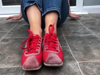 porn video 22 I love shoes! Shoe play for my shoe loving friends, crush fetish clips on fetish porn -1