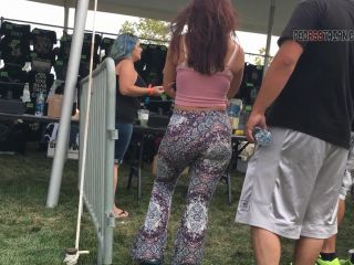 CandidCreeps 672 Rock Girl Candid Leggings Pattern Creepshot -3