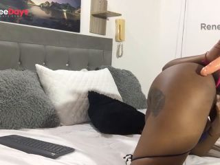 [GetFreeDays.com] I put my lush in my pussy and with my dildo I fuck my pussy watching porn Porn Video June 2023-6