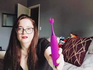 M@nyV1ds - CaityFoxx - New Sex Toy Review-3