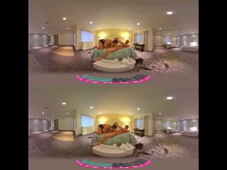 VRHUSH Abella Danger Fucked And Creampied In Virtual Reality-3