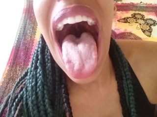 GoldenLace My big mouth and juicy fat tongue - Spit Fetish-4
