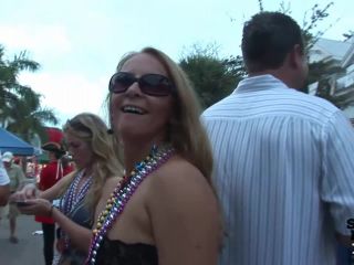 Fantasy Fest Girls Getting Wild and Crazy for Beads public -0