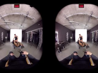 Director’s Chair – Loren Minardi(Virtual Reality)-2