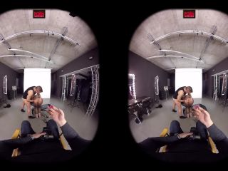 Director’s Chair – Loren Minardi(Virtual Reality)-3