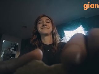 [giantess.porn] Behind The Scenes Outtakes 1 keep2share k2s video-6