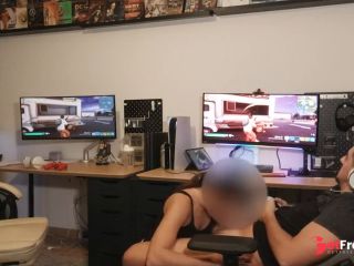 [GetFreeDays.com] Got a BLOWJOB while playing fortnite and she asked me for DP wit ANAL CREAMPIE Adult Stream October 2022-2