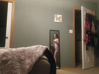 REAL roommate caught on hidden spy cam taking selfies in lingerie!-3