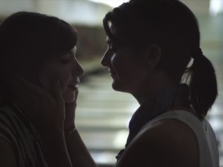 Gaby Hoffmann, Carrie Brownstein – Transparent s02e03 (2015) HDTV 1080p - (Celebrity porn)-0